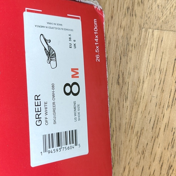 Journee Women Kitten Heel Size 8 - Picture 3 of 14